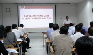 Bế mạc lớp tập huấn công tác tổ chức thi nâng ngạch công chức cơ quan Đảng, đoàn thể năm 2017